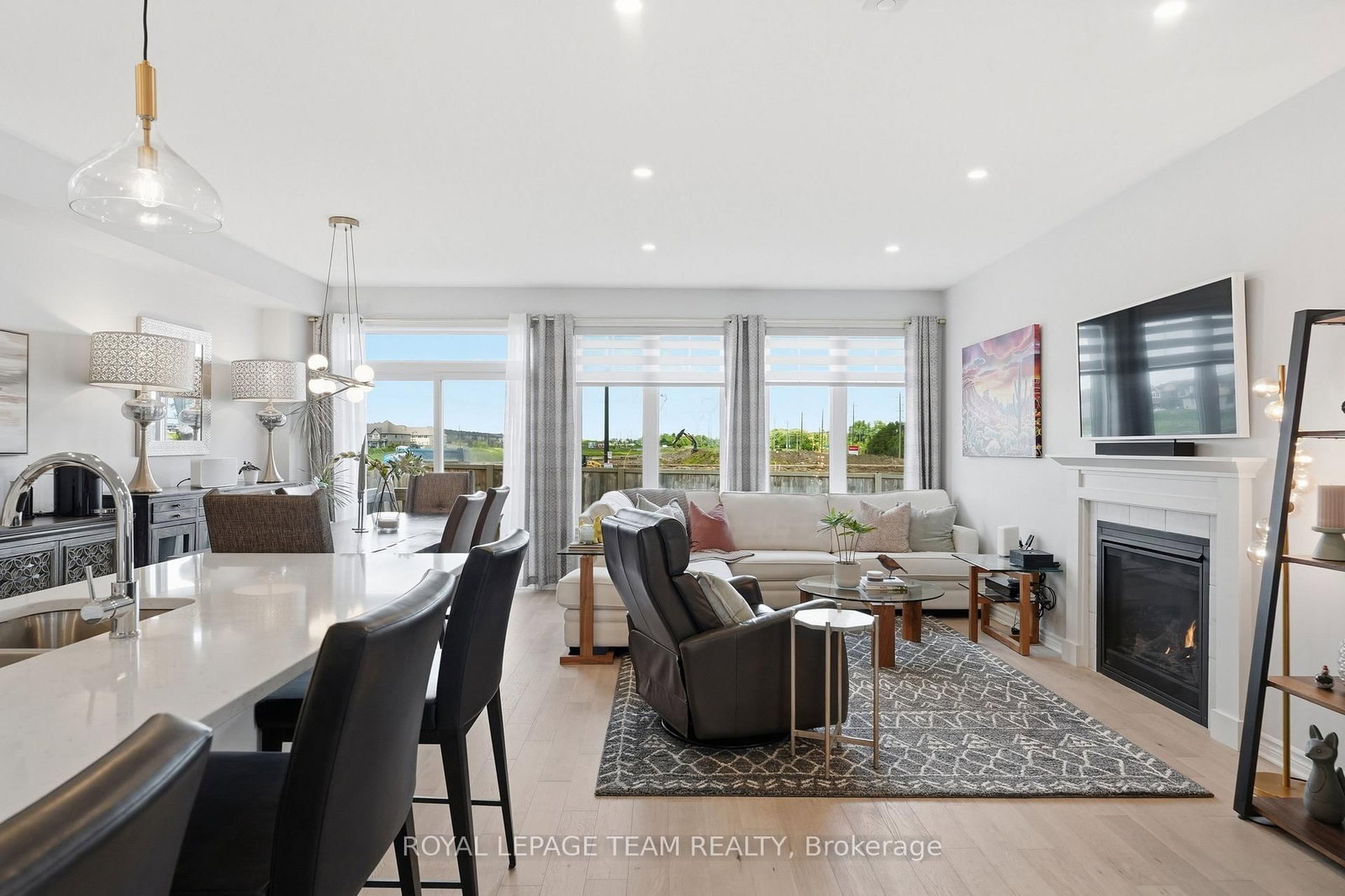715 Maverick Crescent • Ottawa, ON photo 15