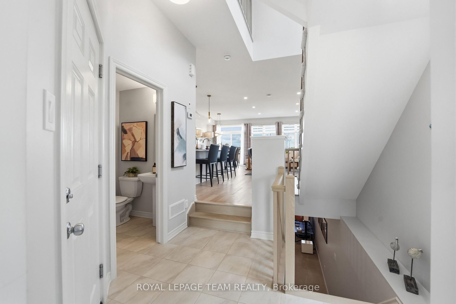 715 Maverick Crescent • Ottawa, ON photo 37