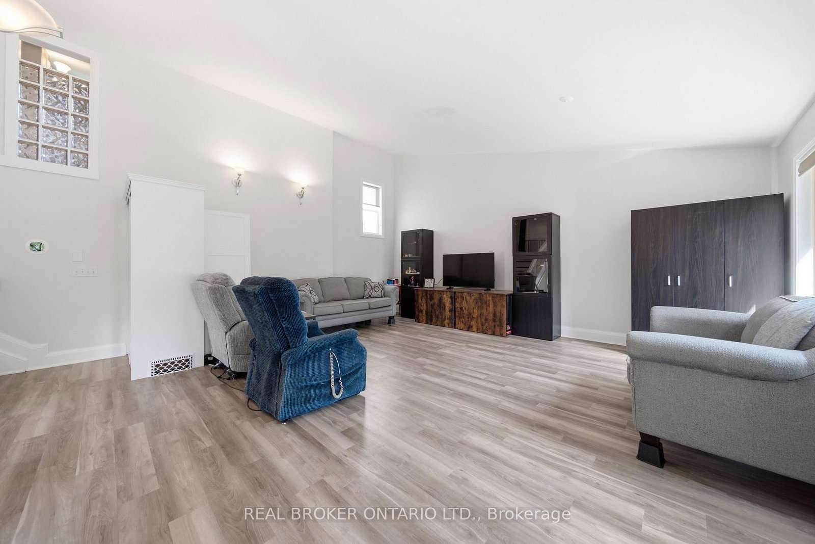 35 Perth Road • Kitchener, ON photo 16