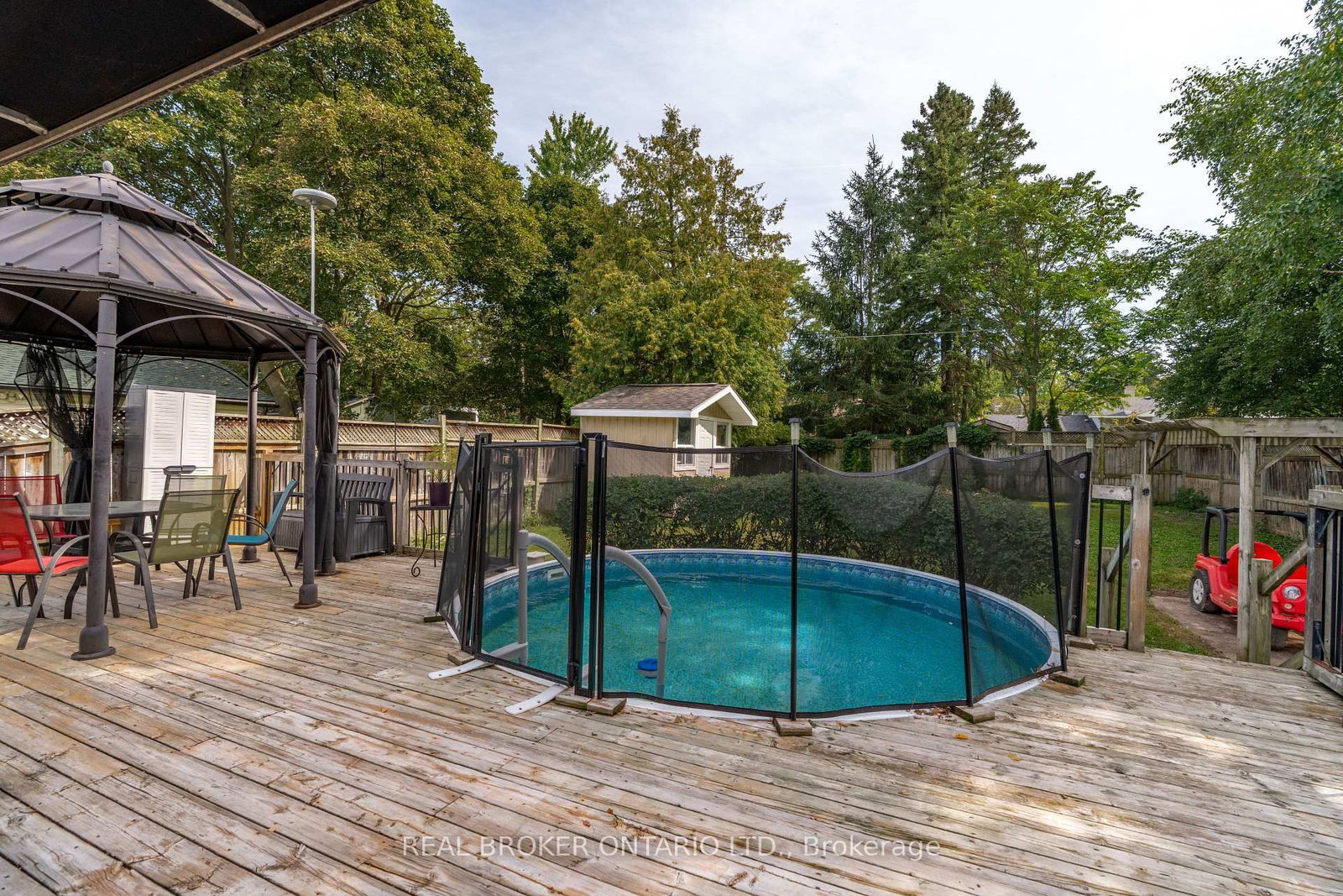 35 Perth Road • Kitchener, ON photo 32