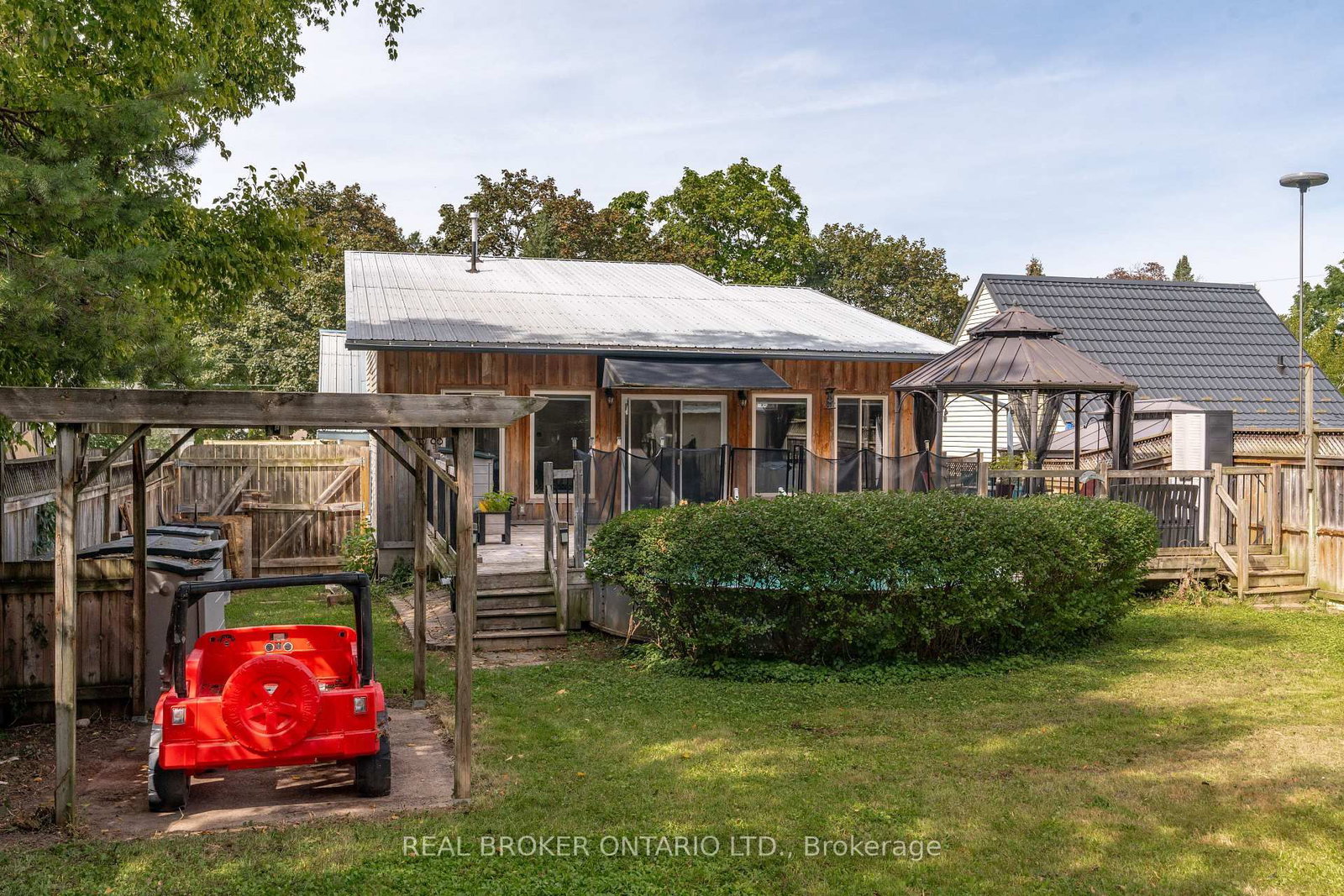 35 Perth Road • Kitchener, ON photo 39