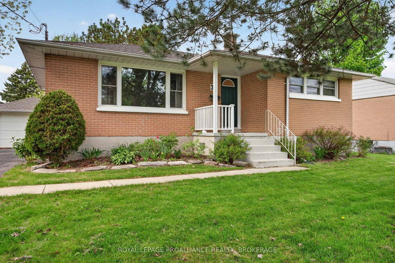 32 Lennox Street