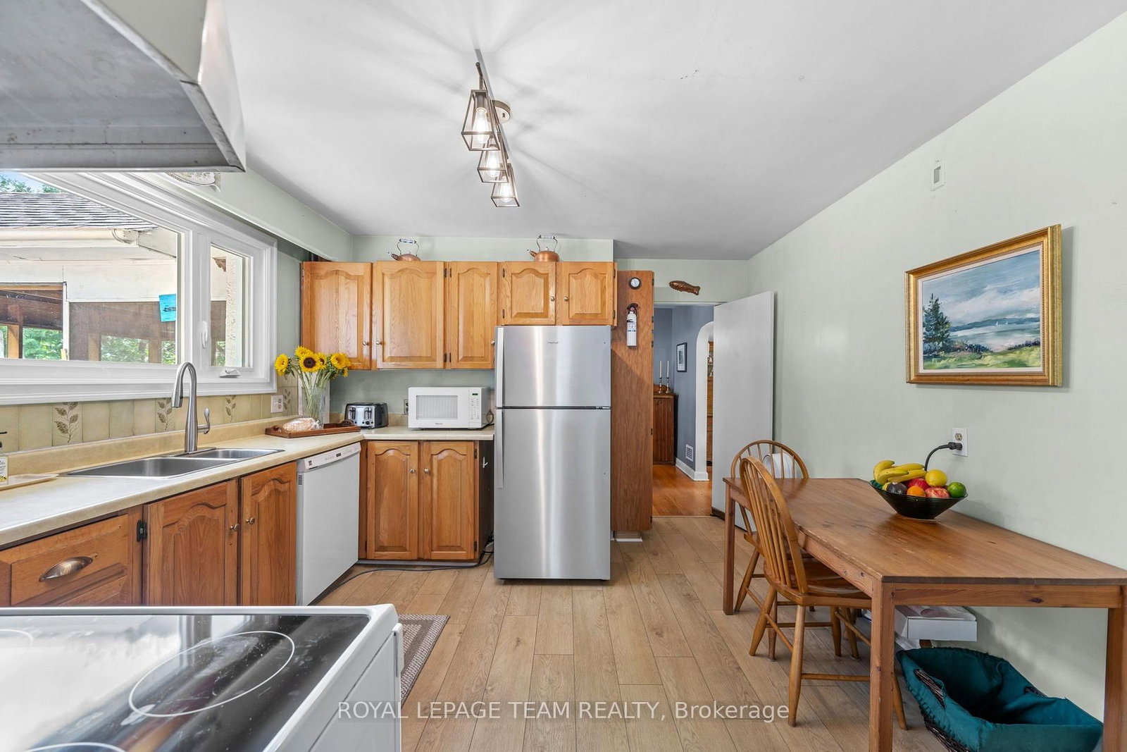 2009 Alta Vista Dr, Ottawa, view 10