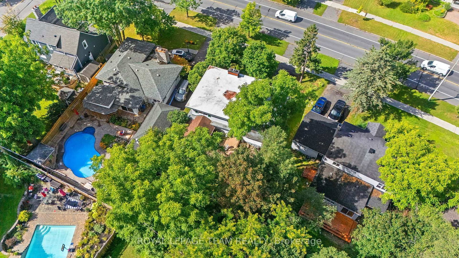 2009 Alta Vista Dr, Ottawa, view 24