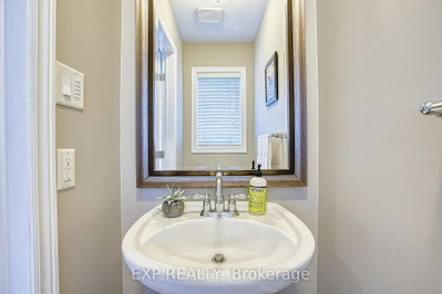 86 Willow Lane • Grimsby, ON photo 6