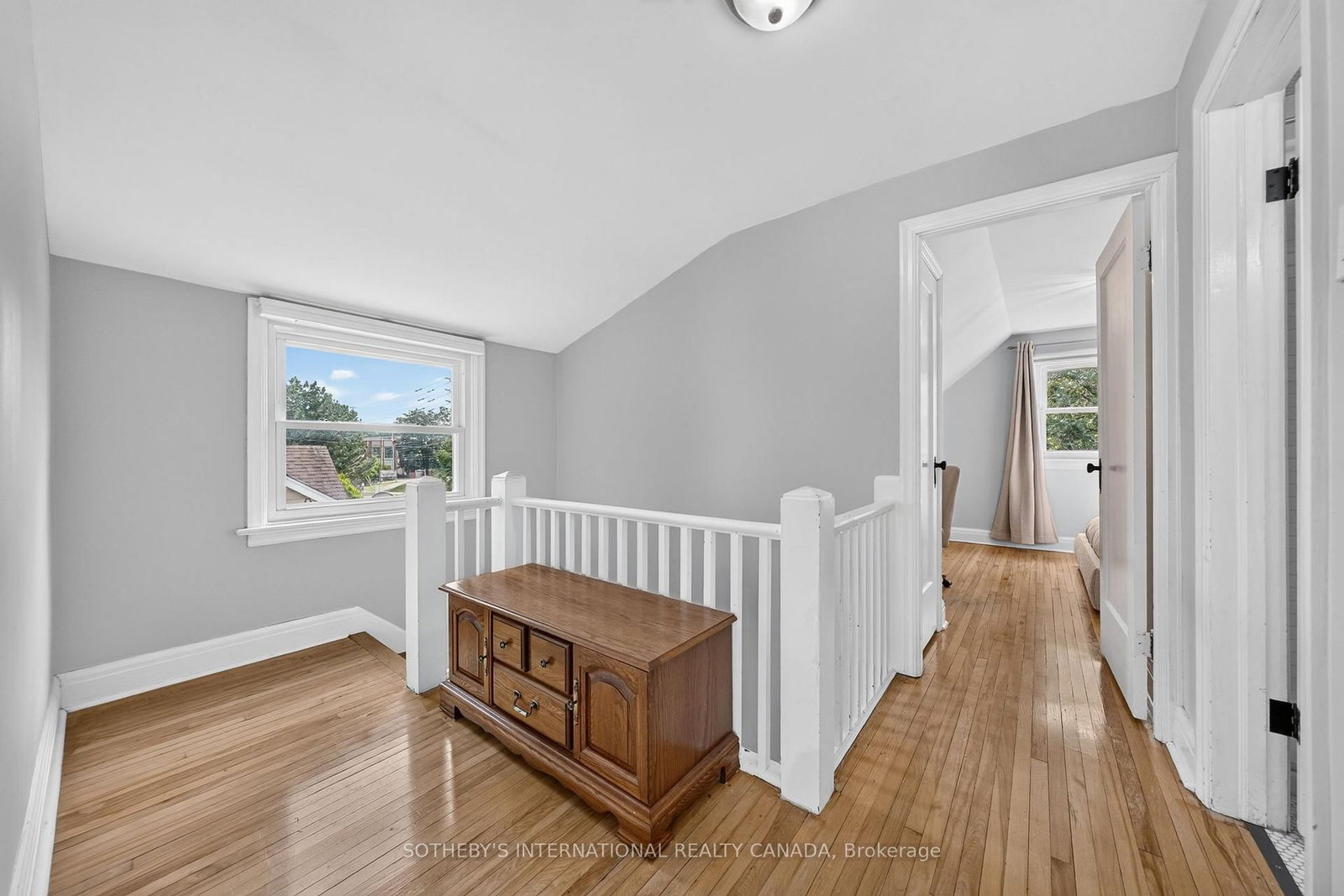 38 Roslin Avenue S • Waterloo, ON photo 15