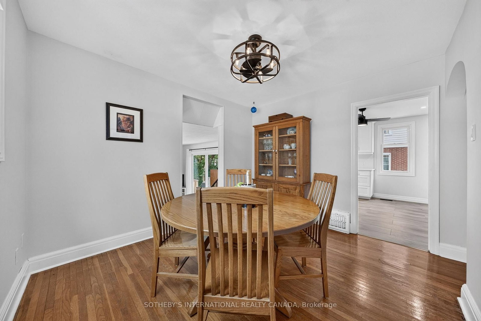 38 Roslin Avenue S • Waterloo, ON photo 6
