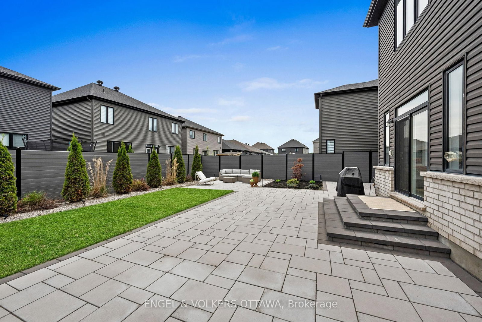 581 Bridgeport Avenue • Manotick, ON photo 37