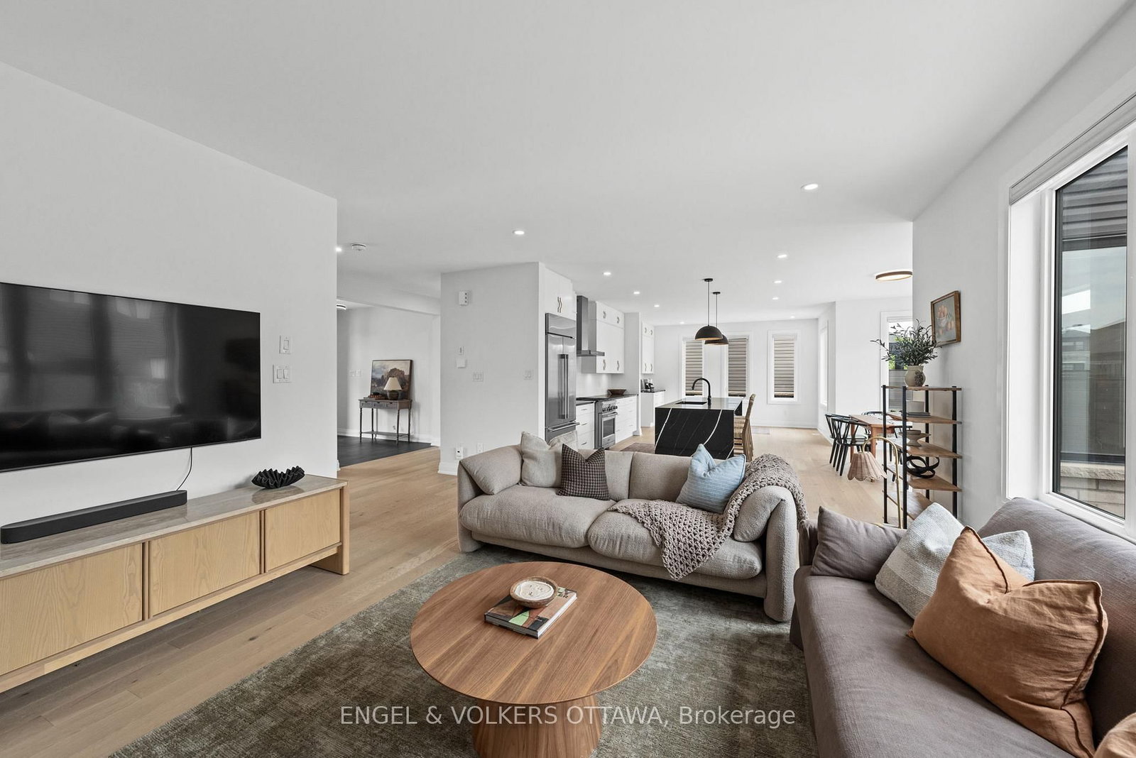 581 Bridgeport Avenue • Manotick, ON photo 8
