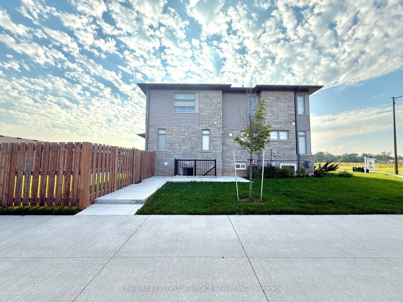 Basement - 72 Summersides Boulevard S