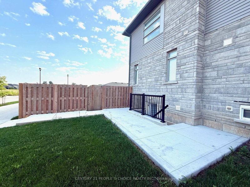Basement - 72 Summersides Boulevard S