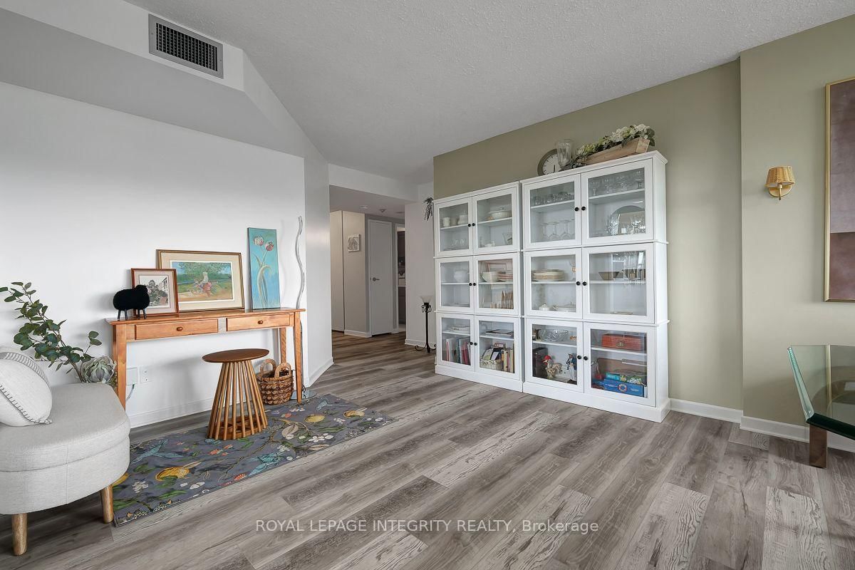 1500 Riverside Drive • #1601 • Ottawa, ON photo 14