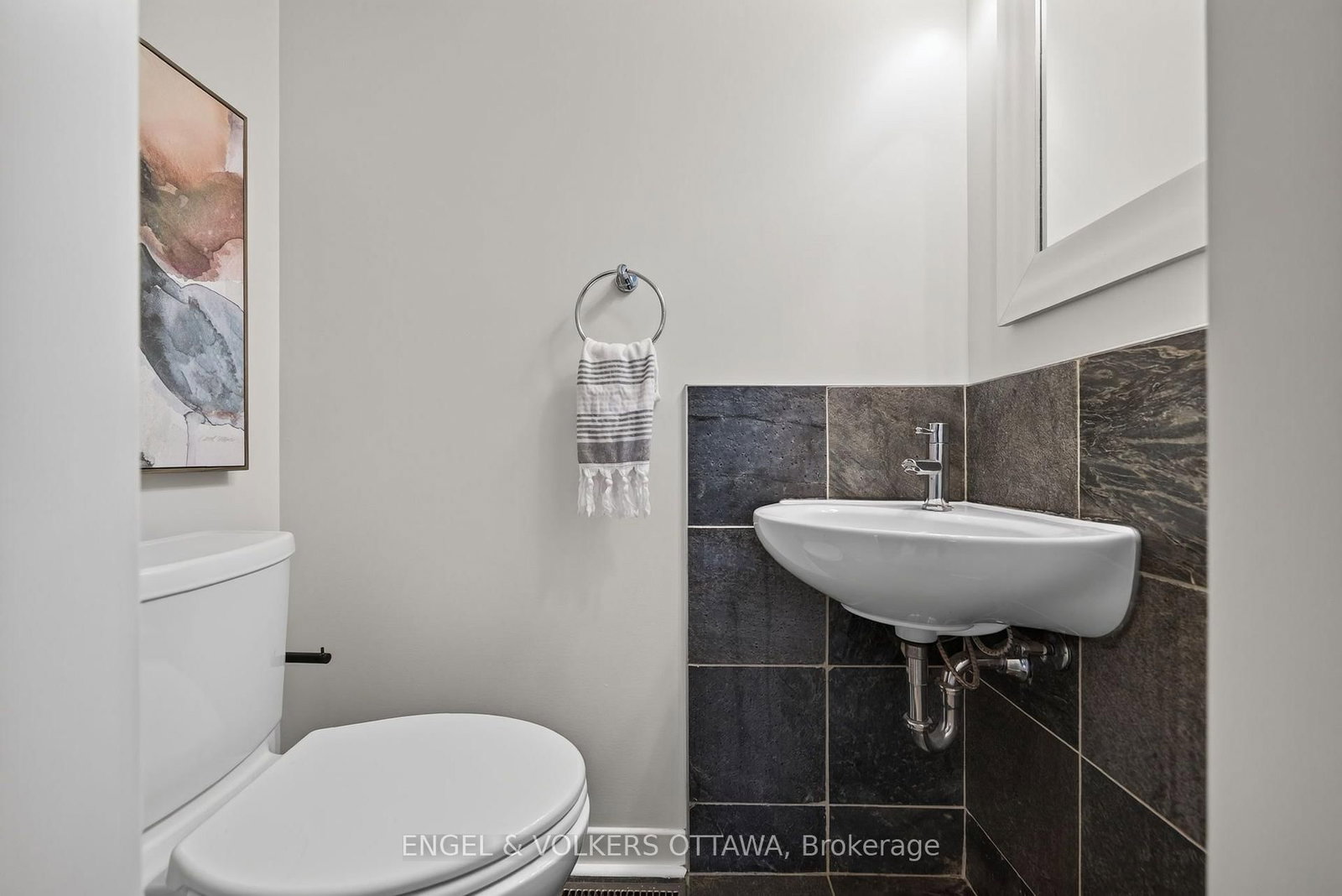 22 Chestnut Street • Ottawa, ON photo 14