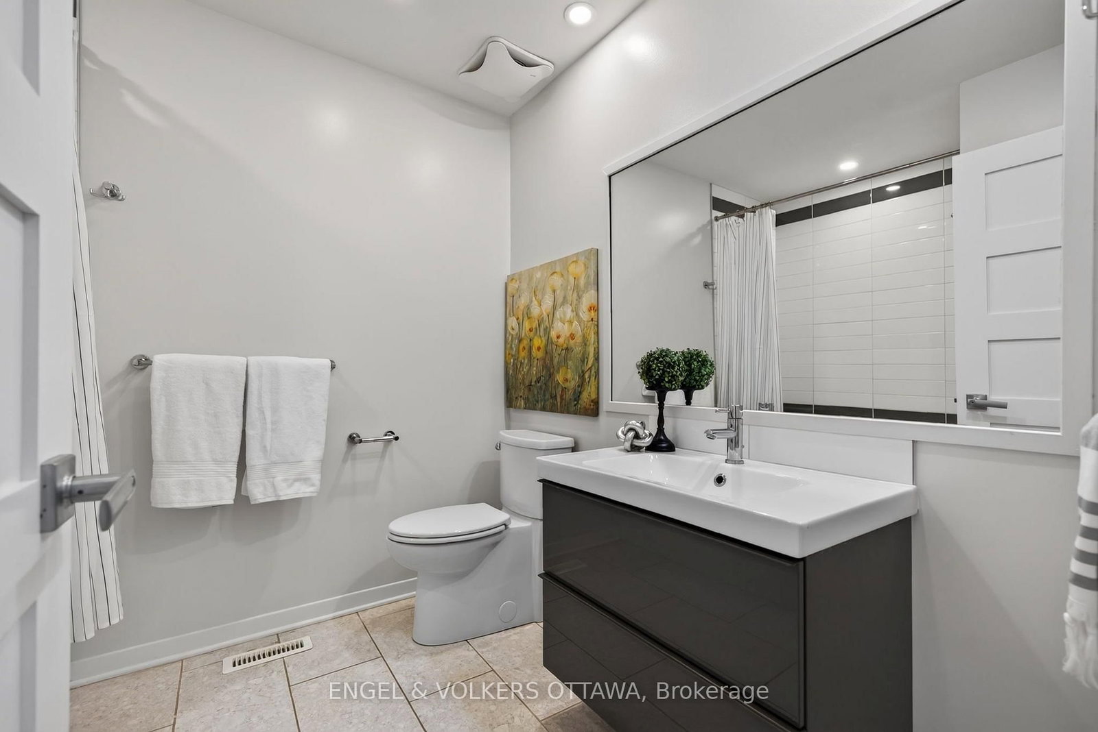 22 Chestnut Street • Ottawa, ON photo 25