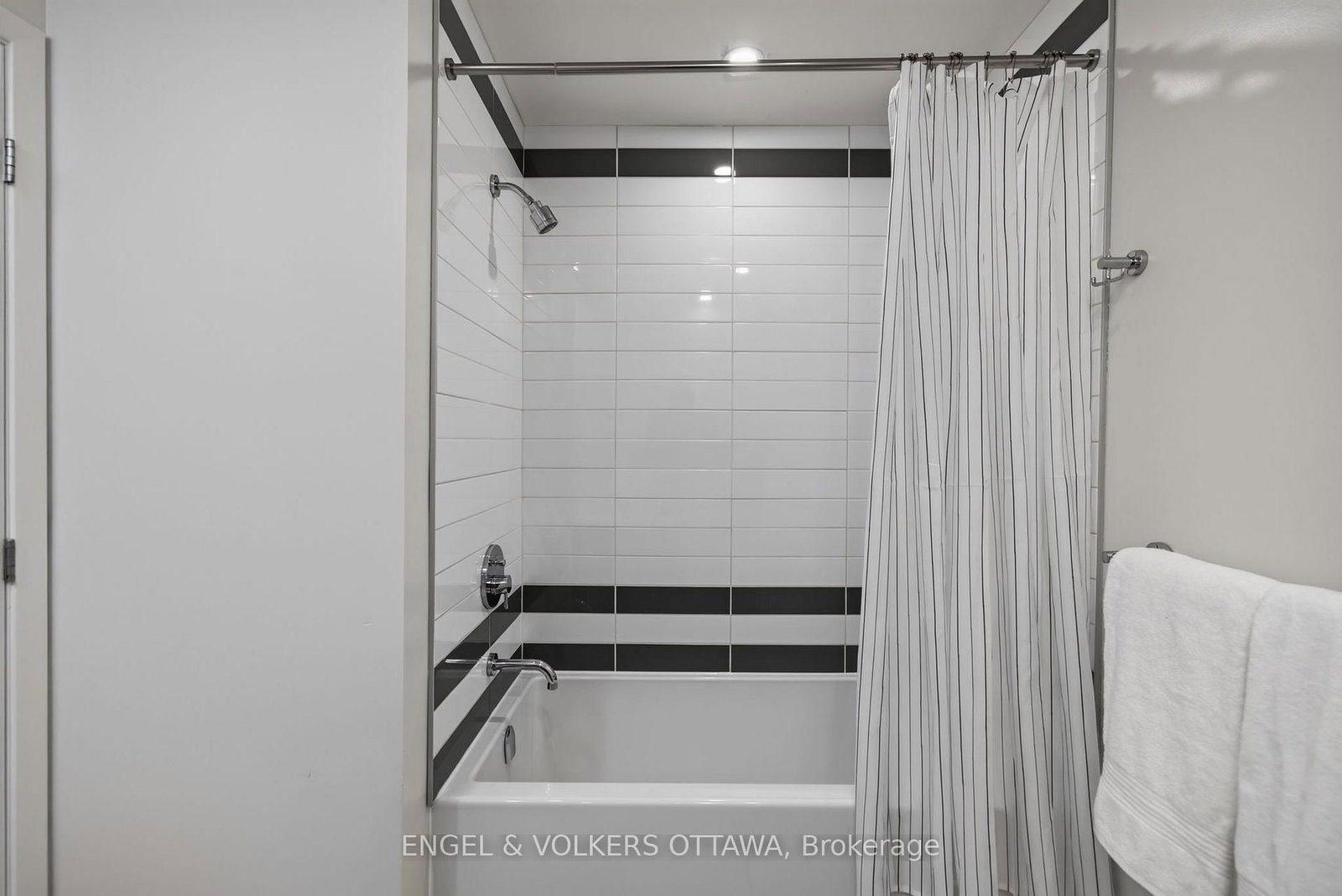 22 Chestnut Street • Ottawa, ON photo 26