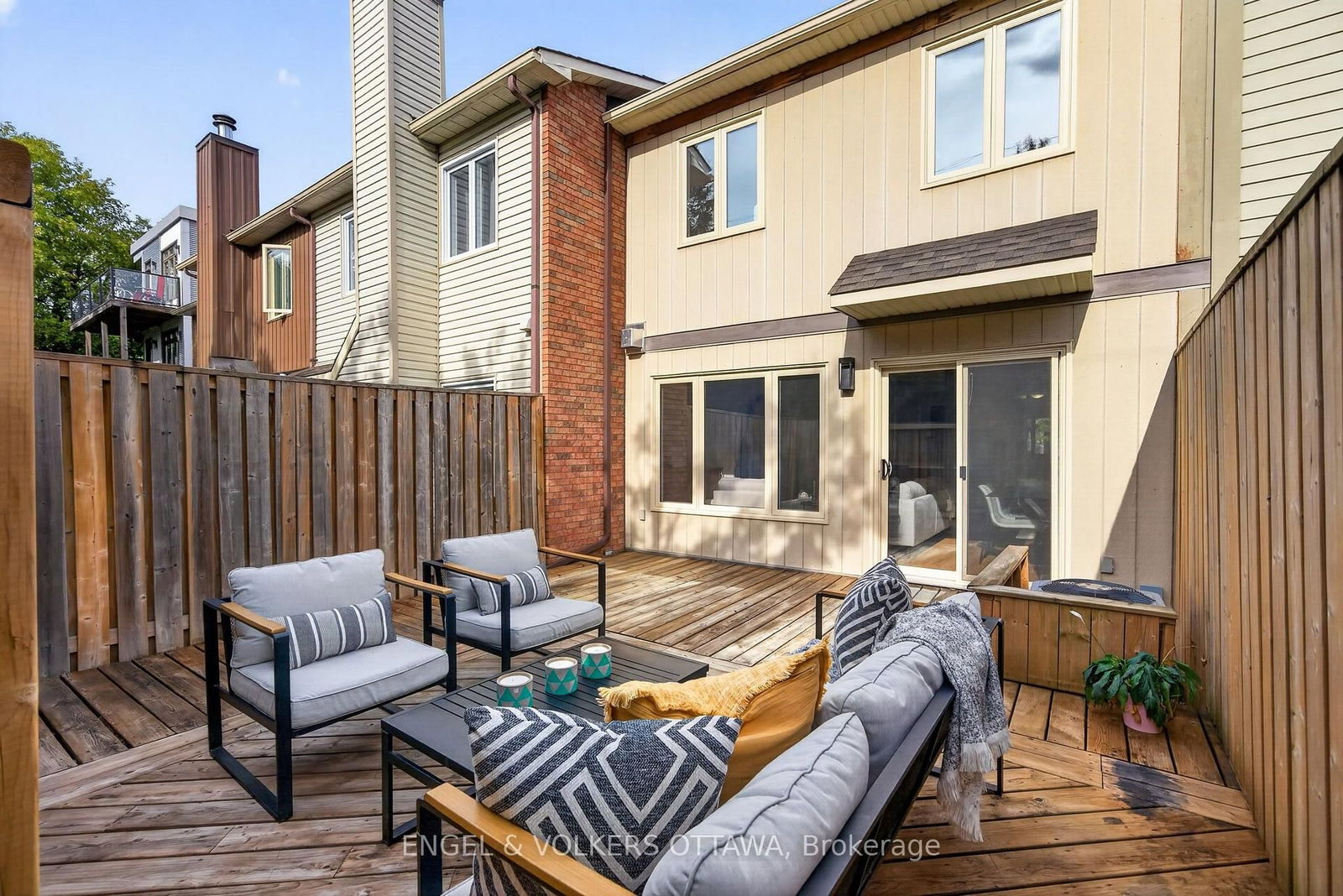 22 Chestnut Street • Ottawa, ON photo 31