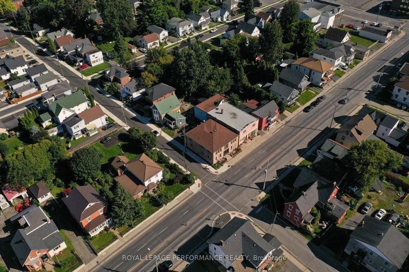 401-403 Water St E photo 4