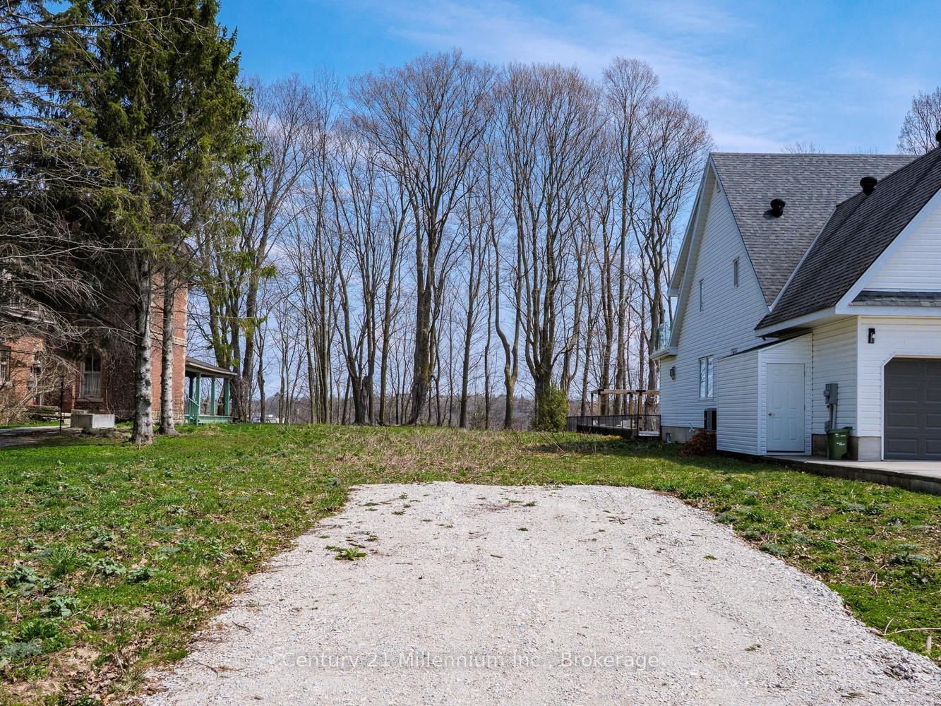 855 4th Avenue A West Avenue • Owen Sound, ON photo 12