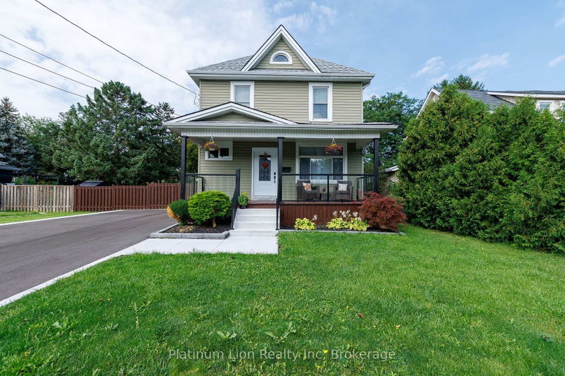 11 Fairview Road