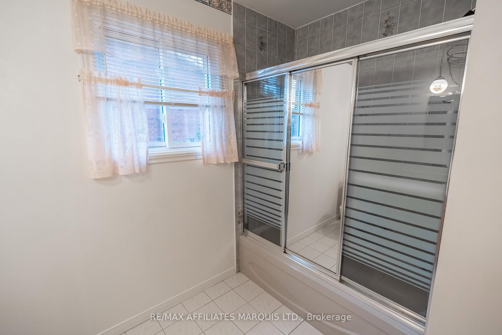 120 Heritage Place • Cornwall, ON photo 16
