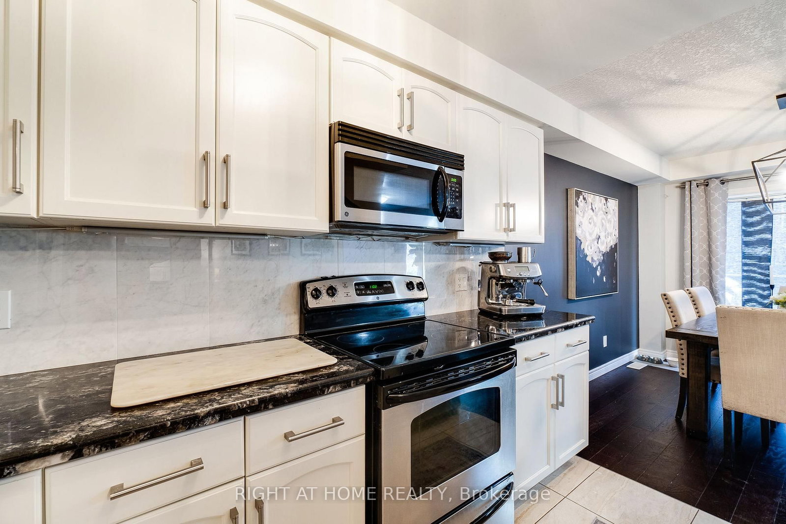 70 Highgate Drive • #12 • Hamilton, ON photo 14