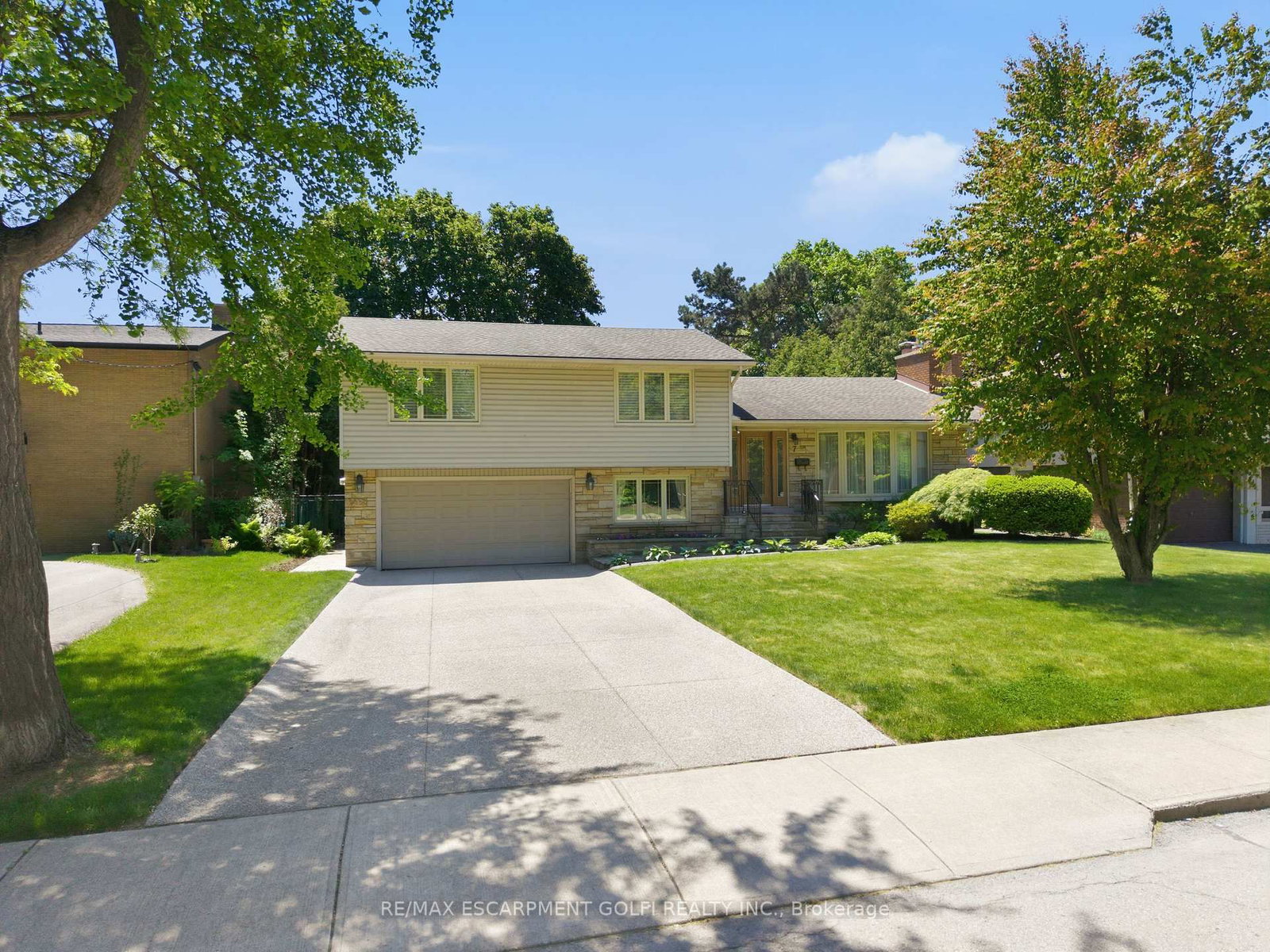 7 Braemar Place • Hamilton, ON photo 40