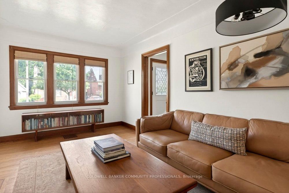 66 Edgemont Street S • Hamilton, ON photo 13