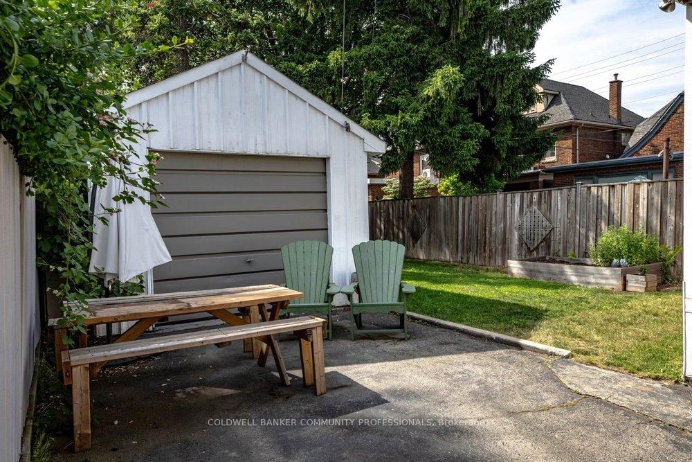 66 Edgemont Street S • Hamilton, ON photo 45