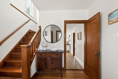 66 Edgemont Street S • Hamilton, ON photo 7
