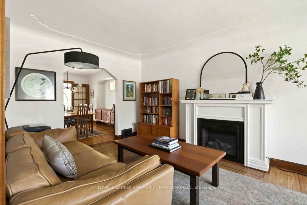 66 Edgemont Street S • Hamilton, ON photo 9