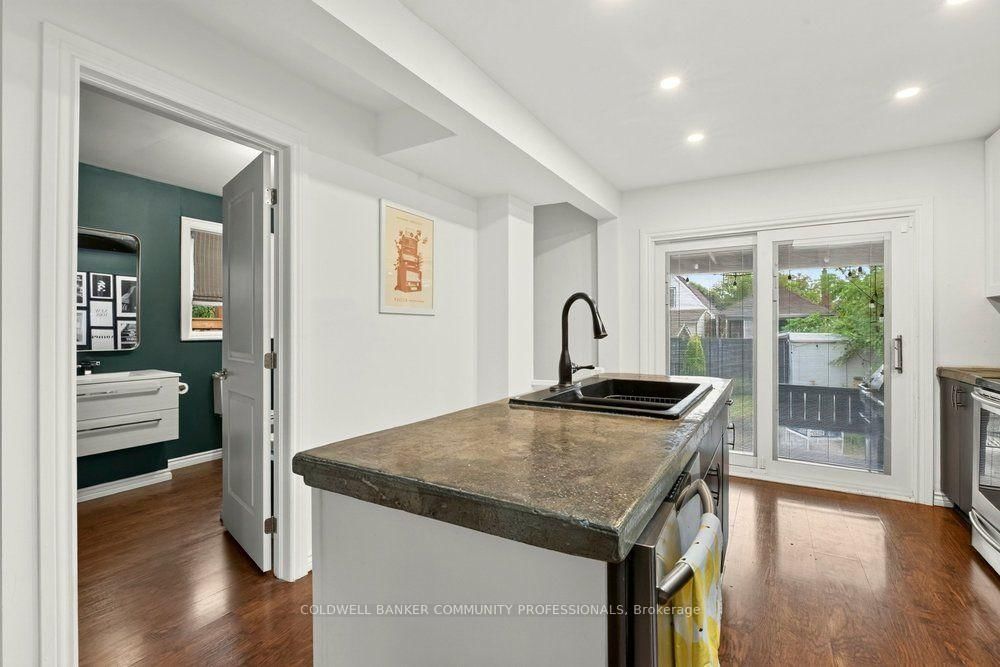 136 Weir Street N • Hamilton, ON photo 10