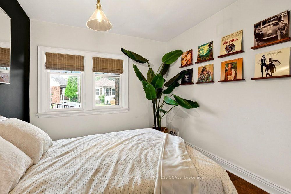 136 Weir Street N • Hamilton, ON photo 17