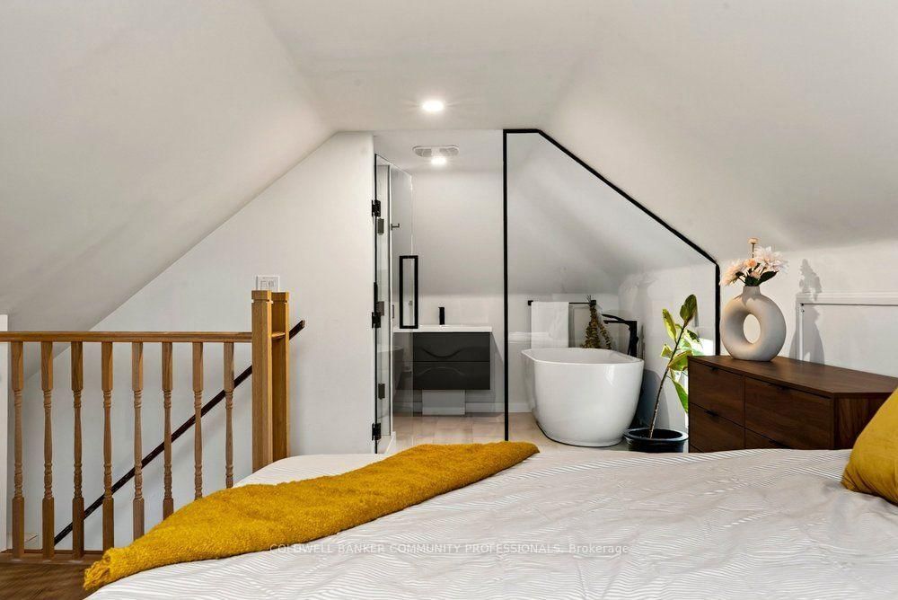 136 Weir Street N • Hamilton, ON photo 25