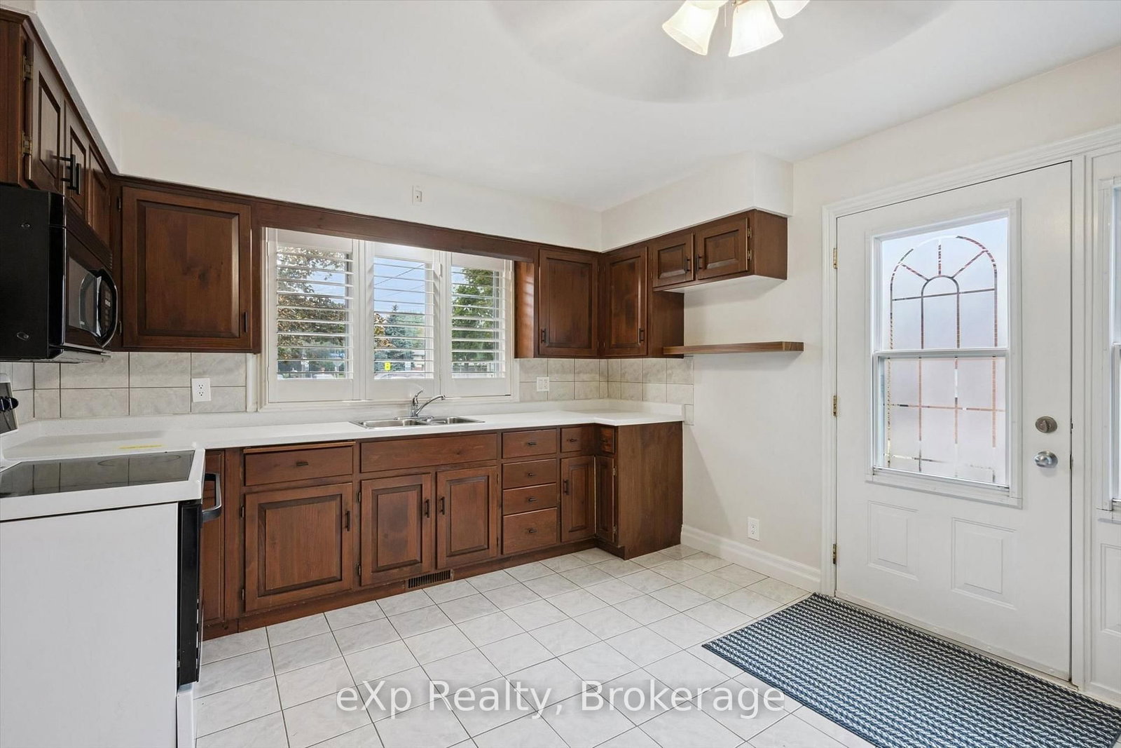 130 Speedvale Avenue W • Guelph, ON photo 10