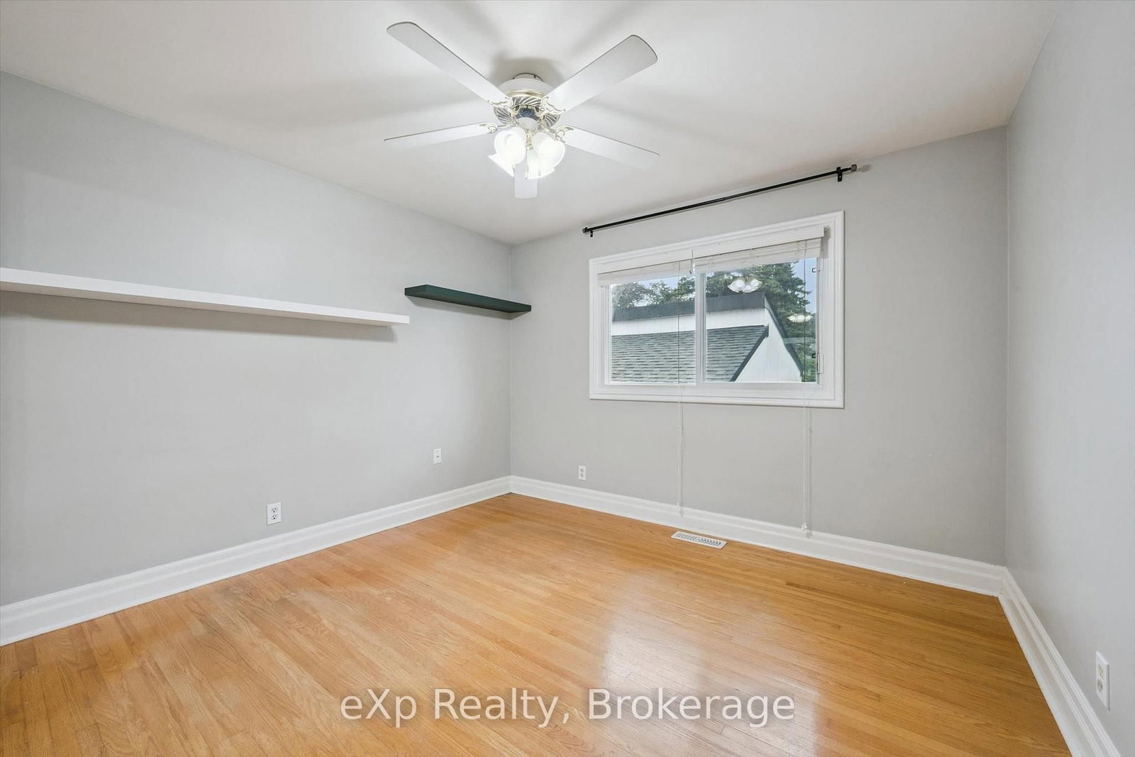 130 Speedvale Avenue W • Guelph, ON photo 16