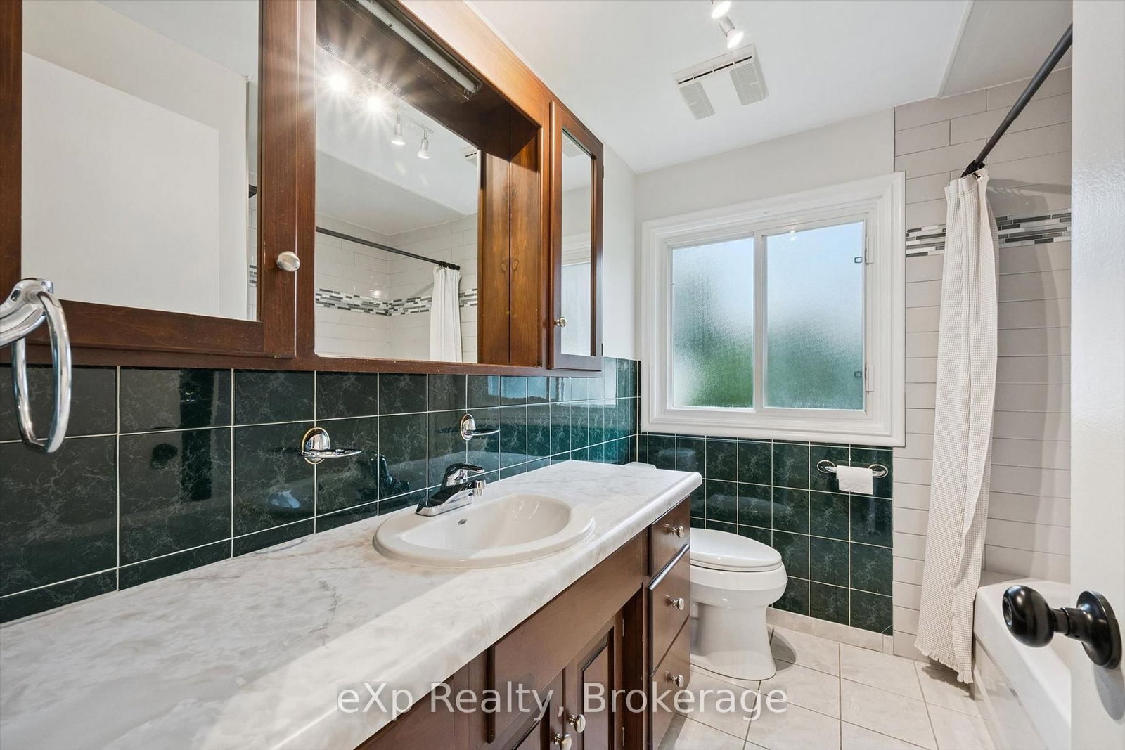 130 Speedvale Avenue W • Guelph, ON photo 18