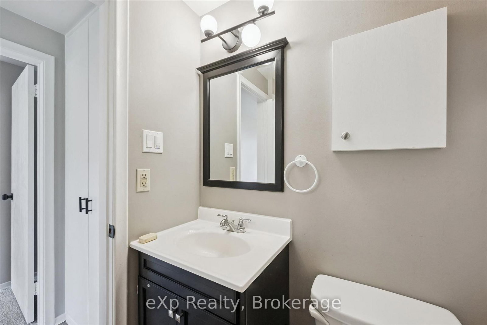 130 Speedvale Avenue W • Guelph, ON photo 27