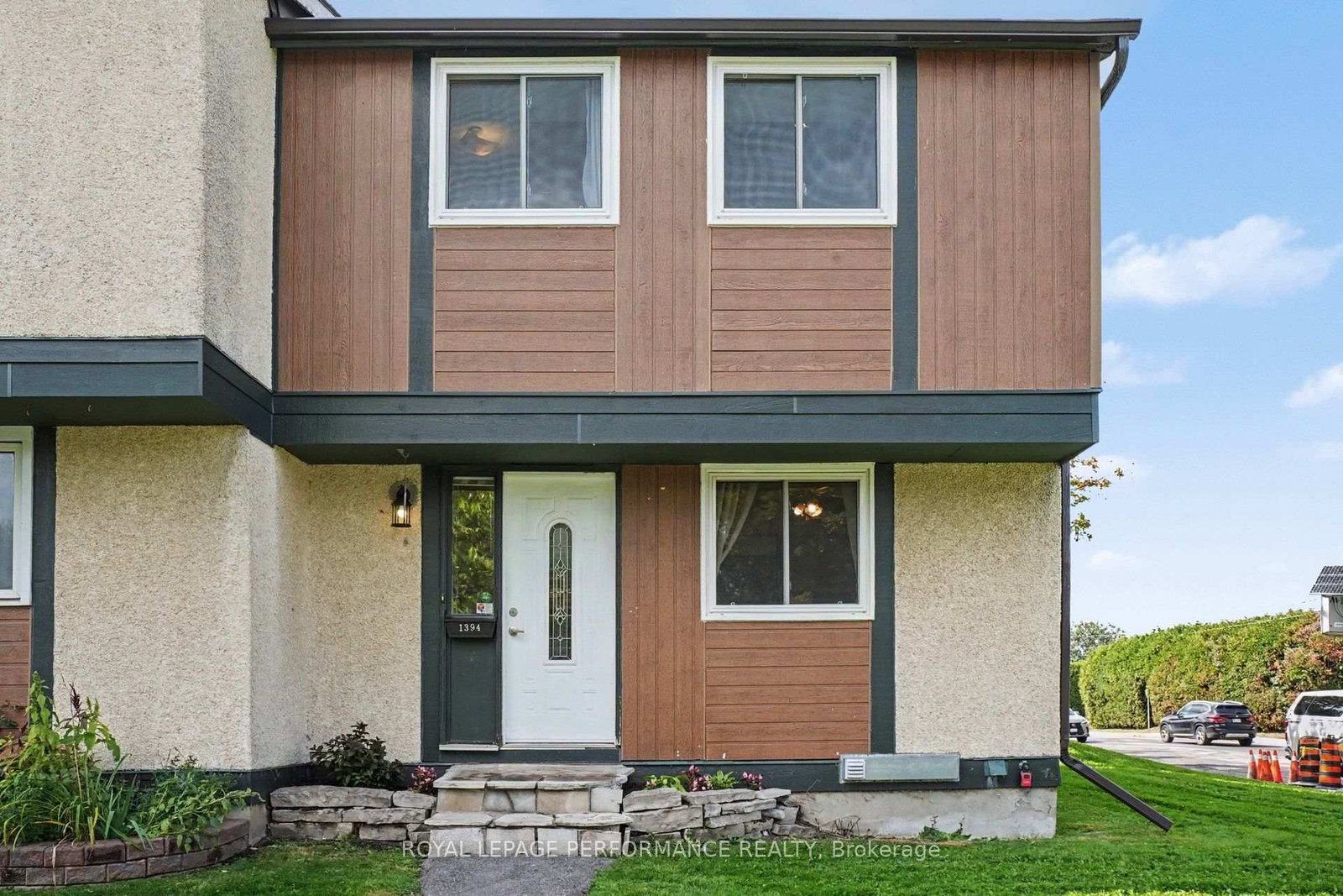 1394 Ridgebrook Drive • Ottawa, ON photo 1