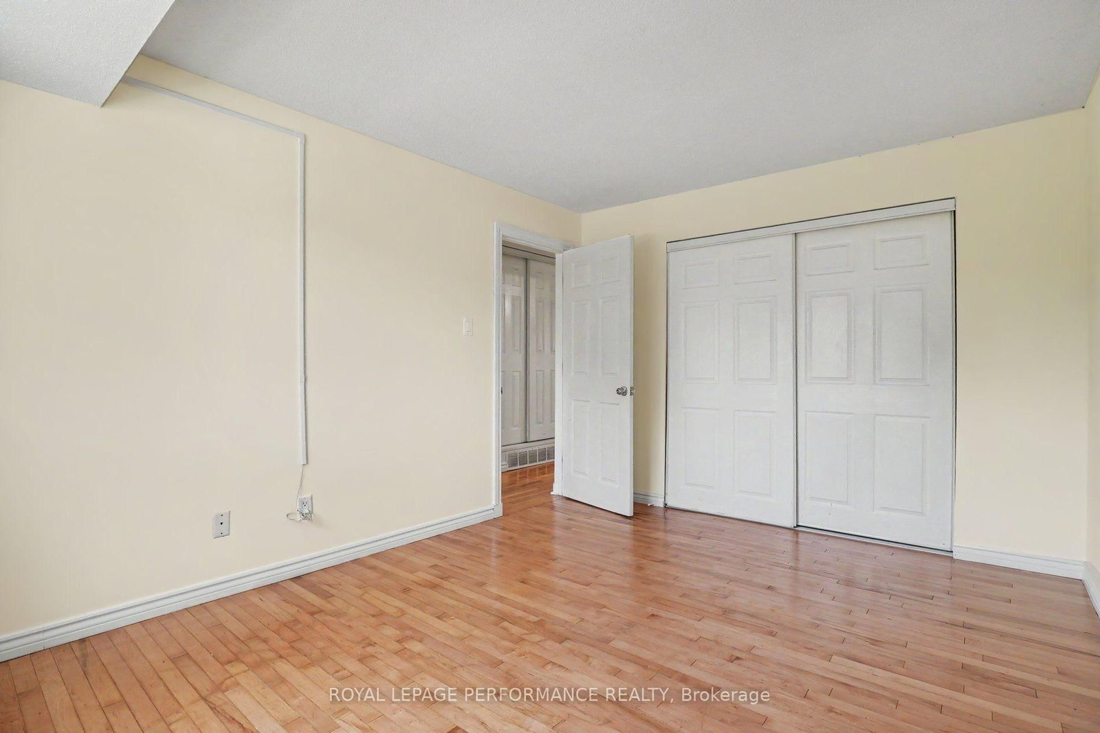 1394 Ridgebrook Drive • Ottawa, ON photo 11