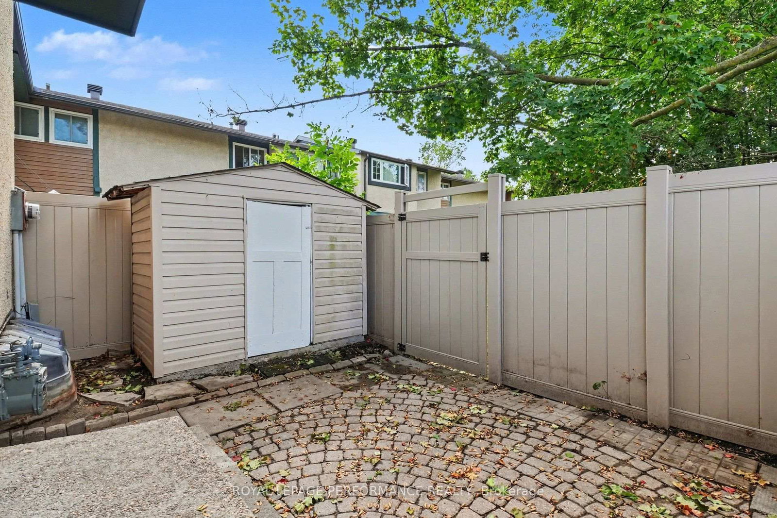 1394 Ridgebrook Drive • Ottawa, ON photo 28