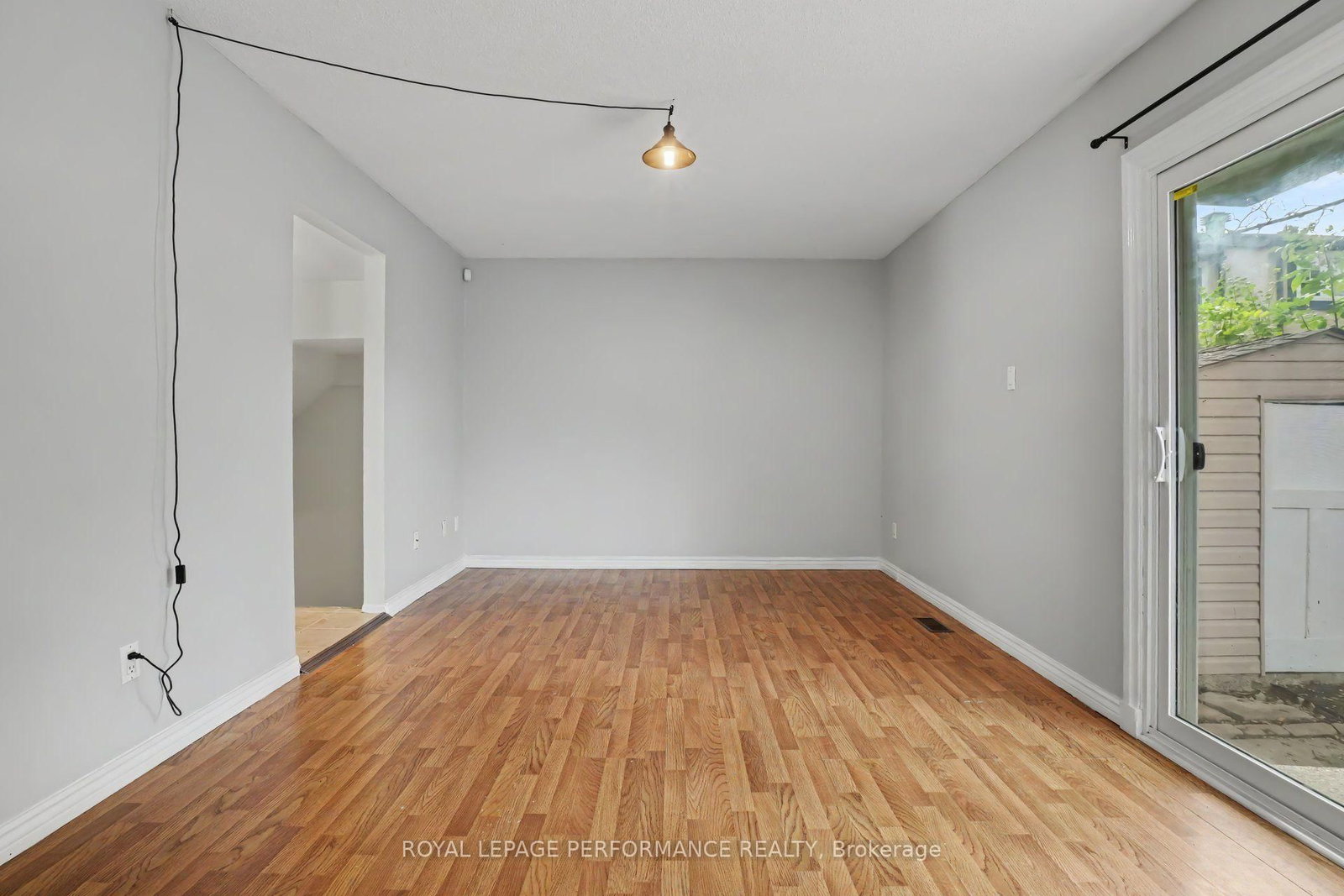 1394 Ridgebrook Drive • Ottawa, ON photo 5