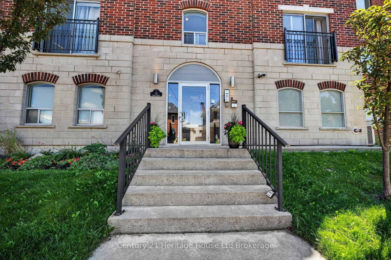301 - 34 BROCK Street