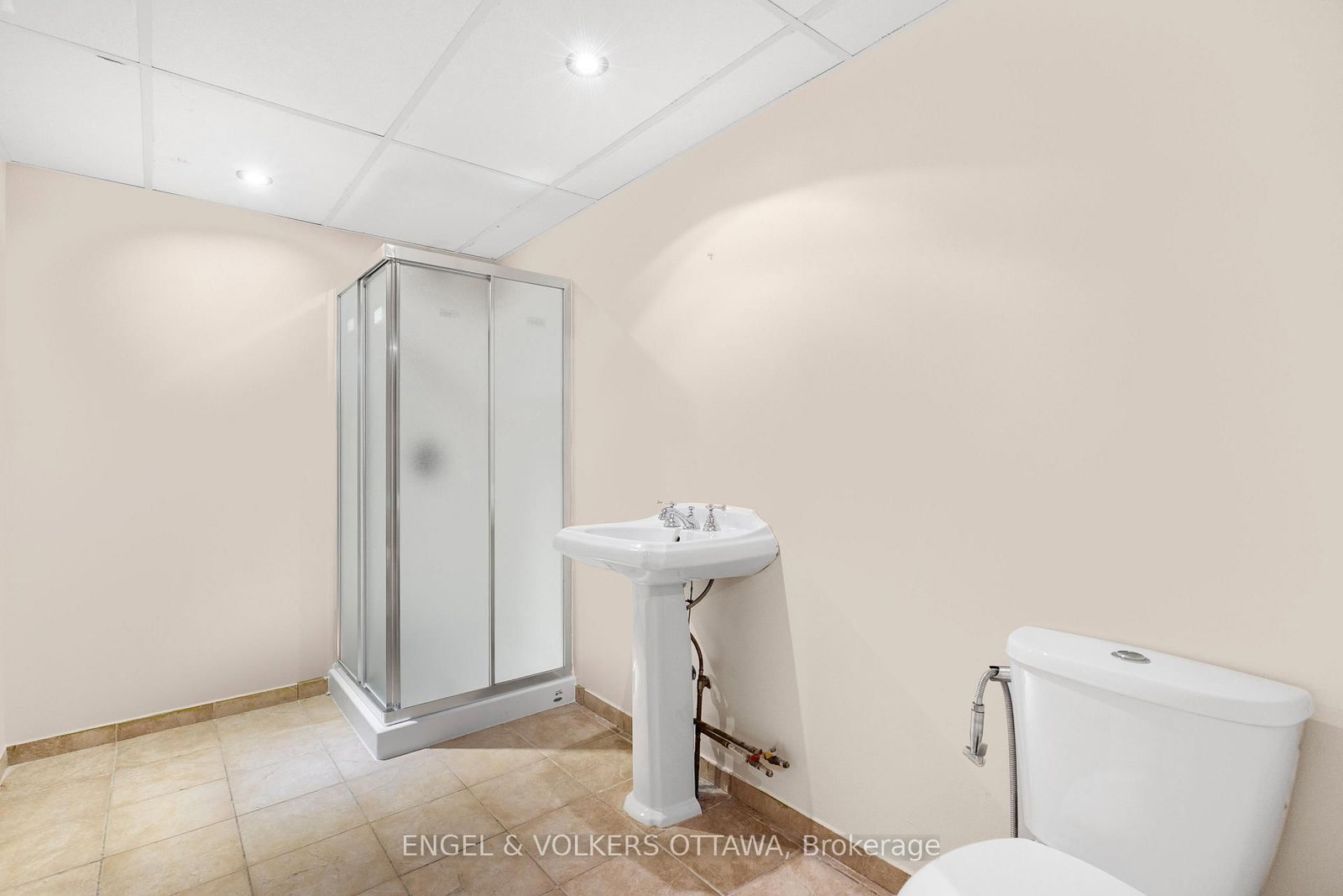 5 Cassone Court • Ottawa, ON photo 42