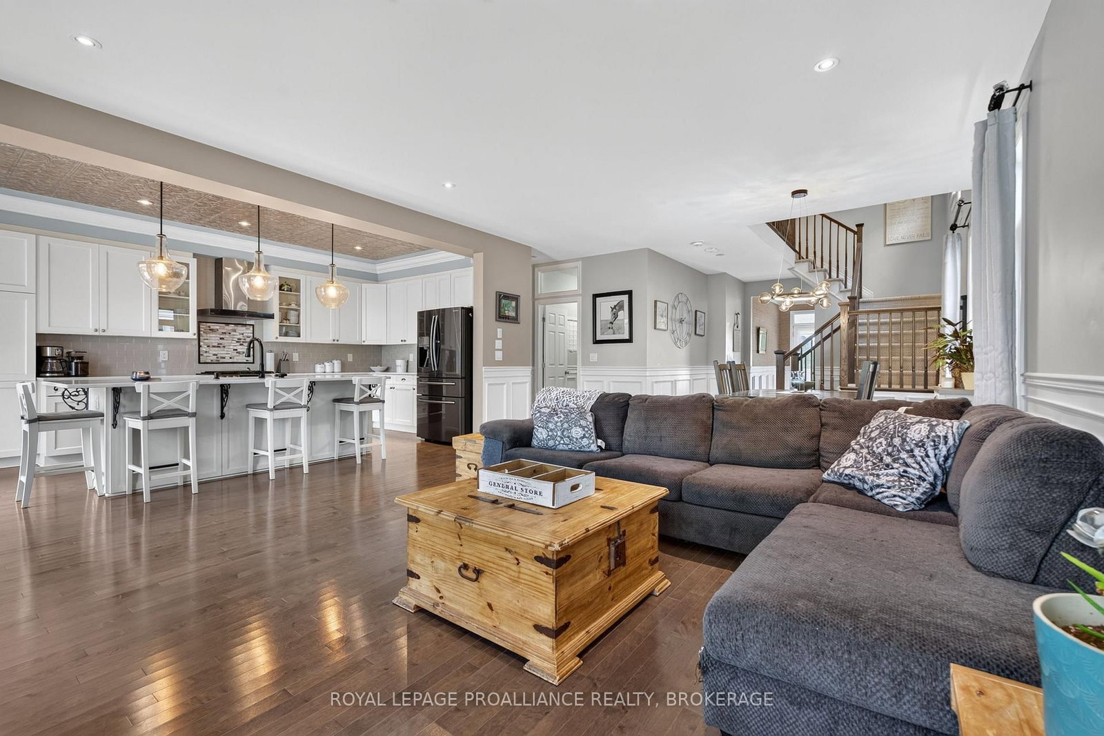 1118 Escala Crescent • Kingston, ON photo 12