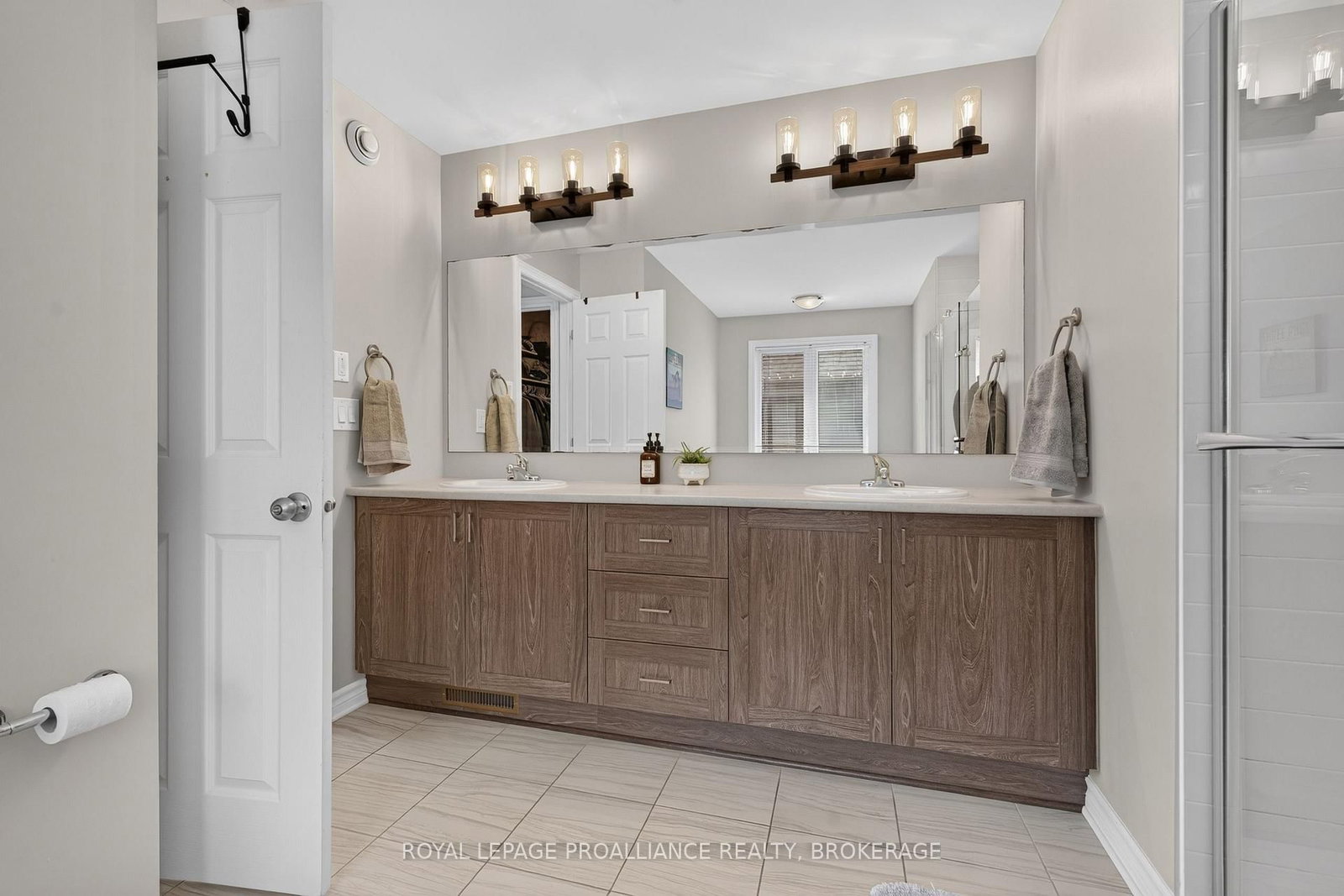 1118 Escala Crescent • Kingston, ON photo 28