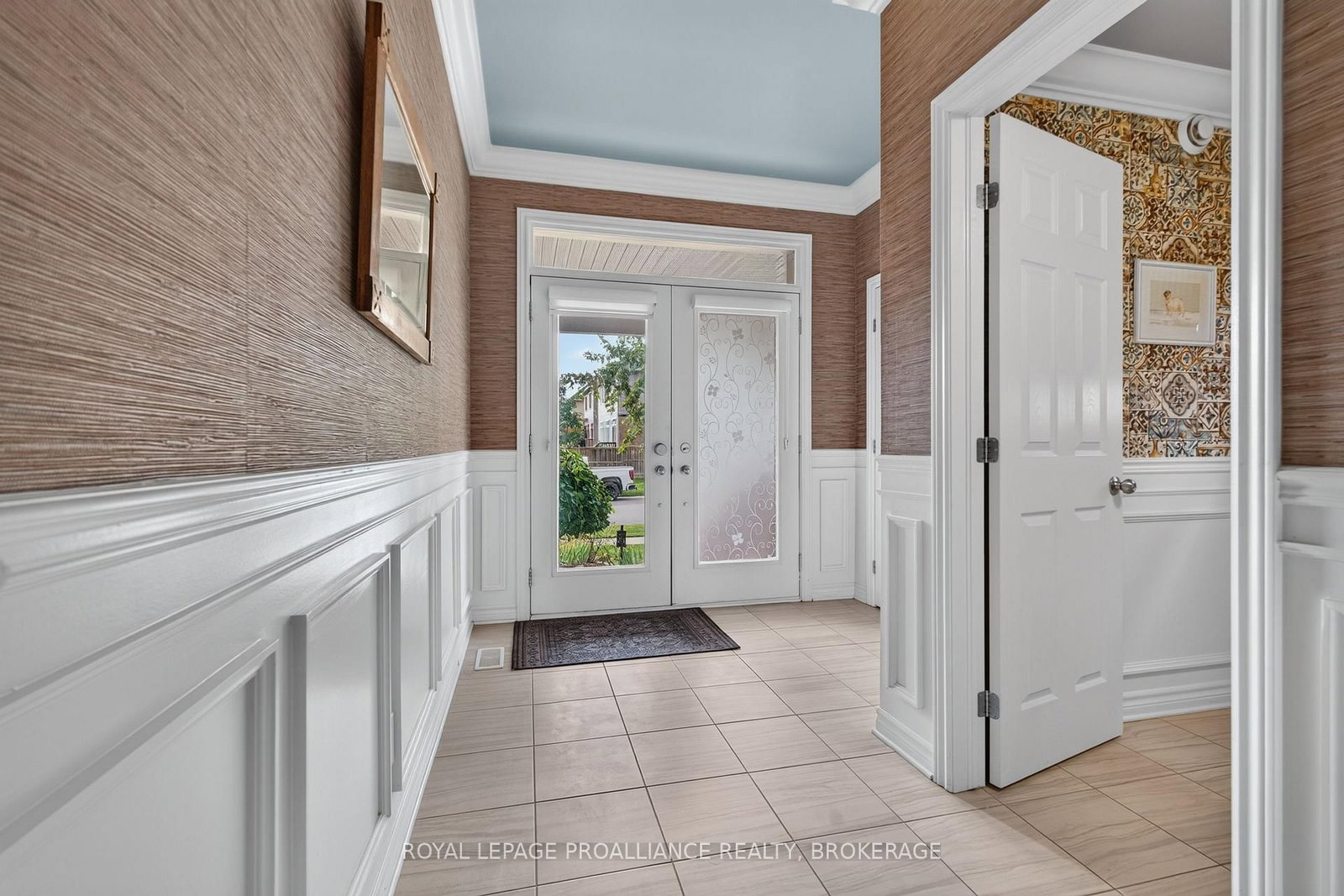 1118 Escala Crescent • Kingston, ON photo 4