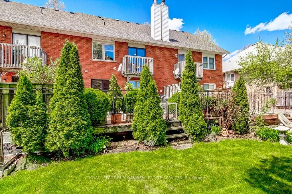 4 Edgewater Drive • Hamilton, ON photo 39