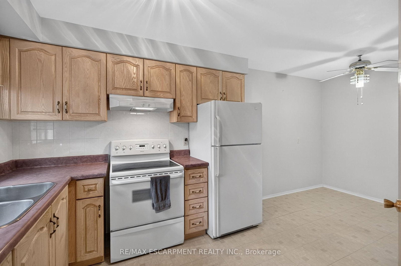 80 Sarasota Avenue • Hamilton, ON photo 12