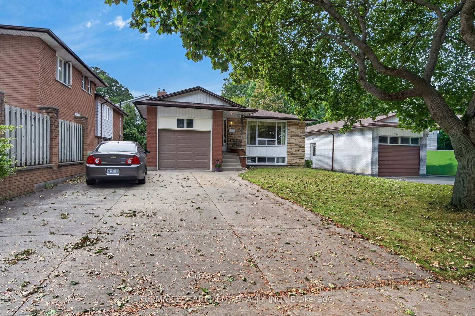 80 Sarasota Avenue • Hamilton, ON photo 2