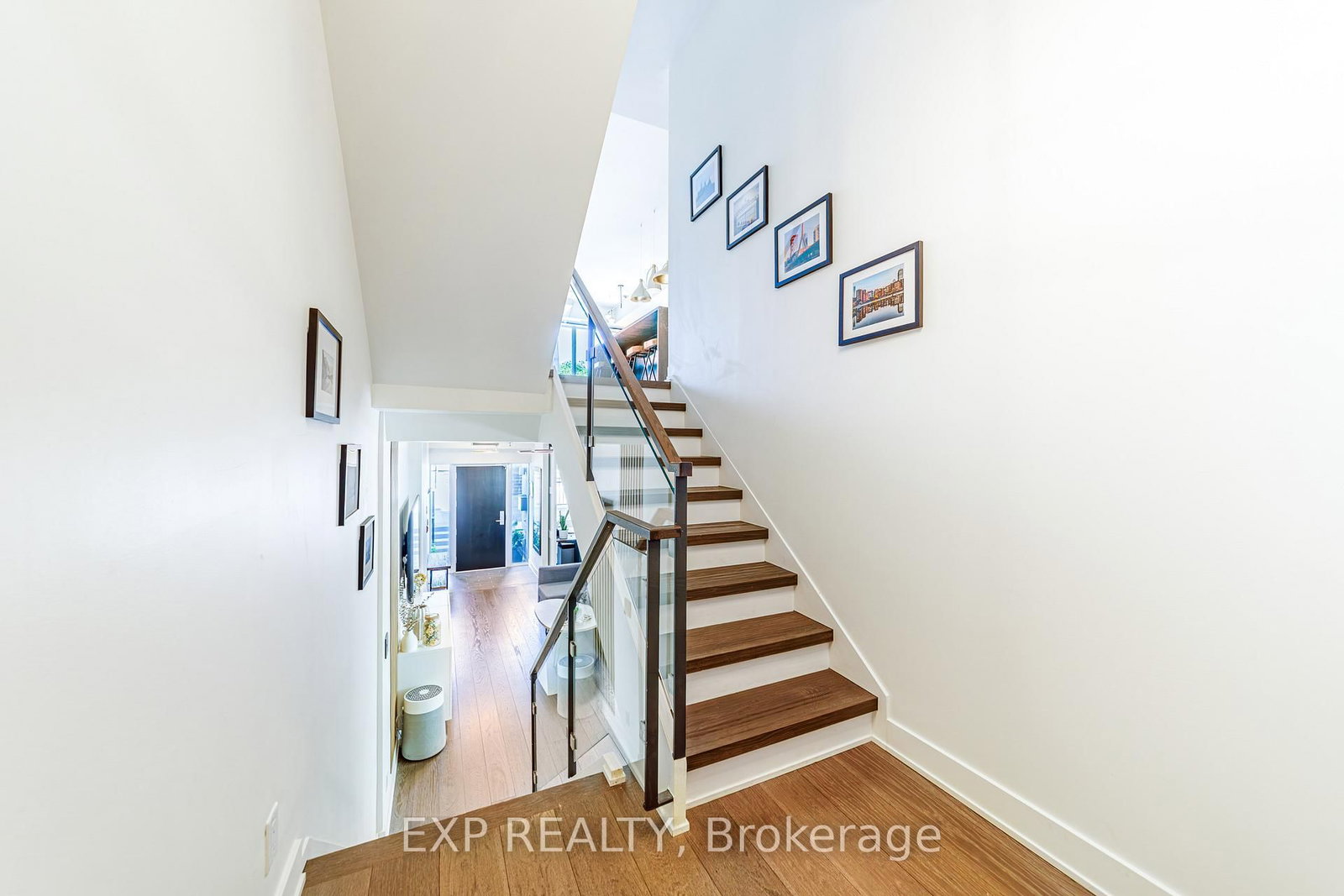 432 Sparks Street • Ottawa, ON photo 15